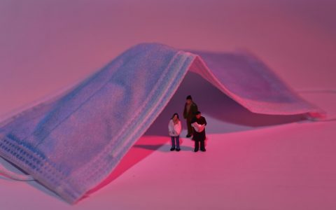 亚莱期货直播间